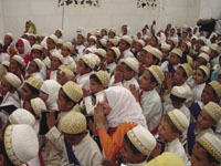 Yemeni Madrasa Children gathered at foyer of Syedna Hatim RA Qubba Mubarak, Yemen.